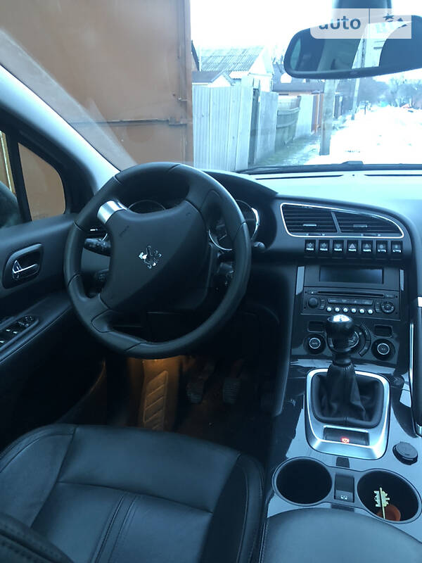 Внедорожник / Кроссовер Peugeot 3008 2010 в Сумах