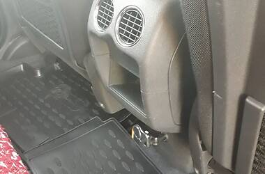 Внедорожник / Кроссовер Peugeot 3008 2011 в 