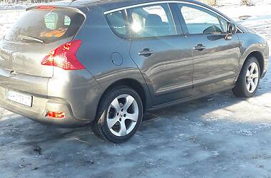 Внедорожник / Кроссовер Peugeot 3008 2011 в 