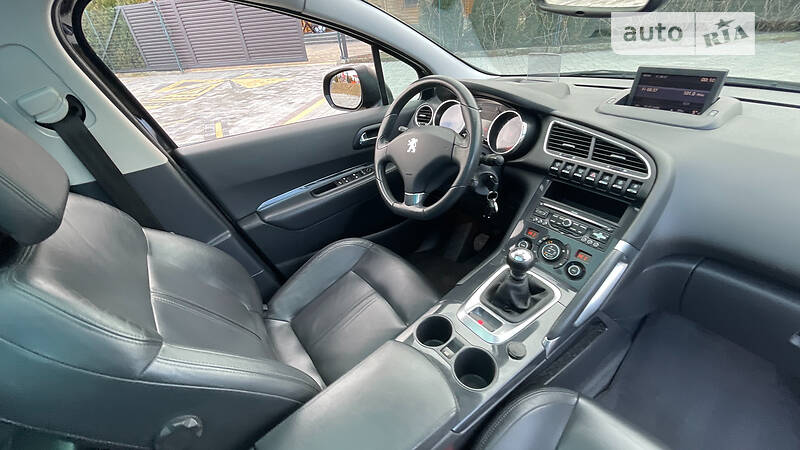 Внедорожник / Кроссовер Peugeot 3008 2010 в Стрые