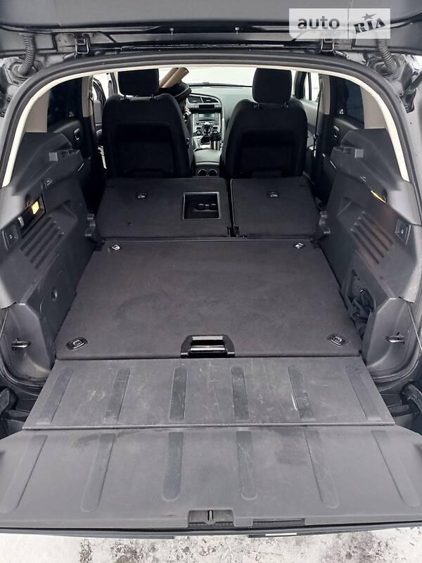 Внедорожник / Кроссовер Peugeot 3008 2013 в Ивано-Франковске