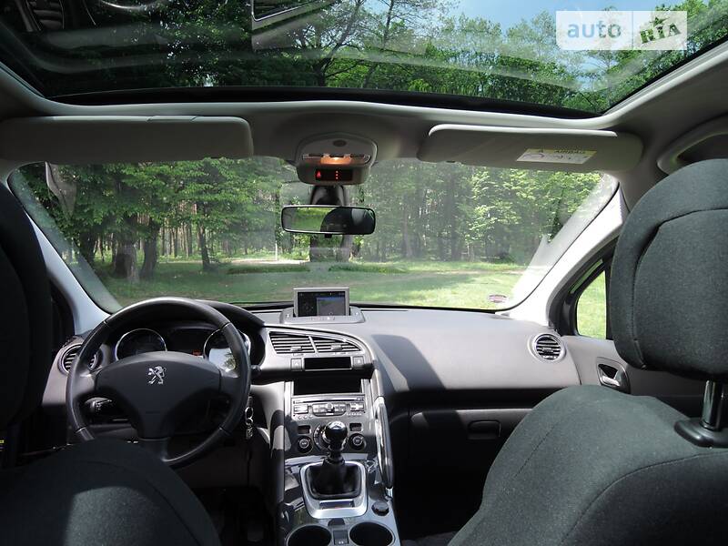 Універсал Peugeot 3008 2014 в Львові