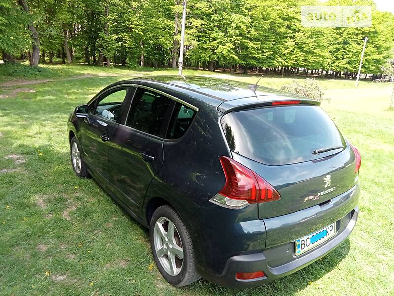 Універсал Peugeot 3008 2014 в Львові