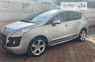 Позашляховик / Кросовер Peugeot 3008 2010 в Самборі