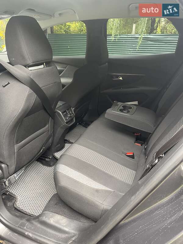 Позашляховик / Кросовер Peugeot 3008 2021 в Харкові