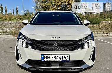 Универсал Peugeot 3008 2021 в 