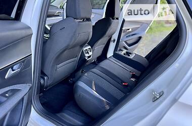 Универсал Peugeot 3008 2021 в 