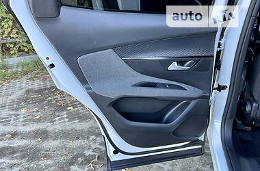 Универсал Peugeot 3008 2021 в 
