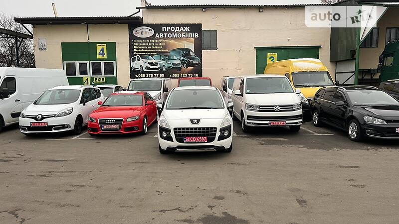 Універсал Peugeot 3008 2013 в Луцьку