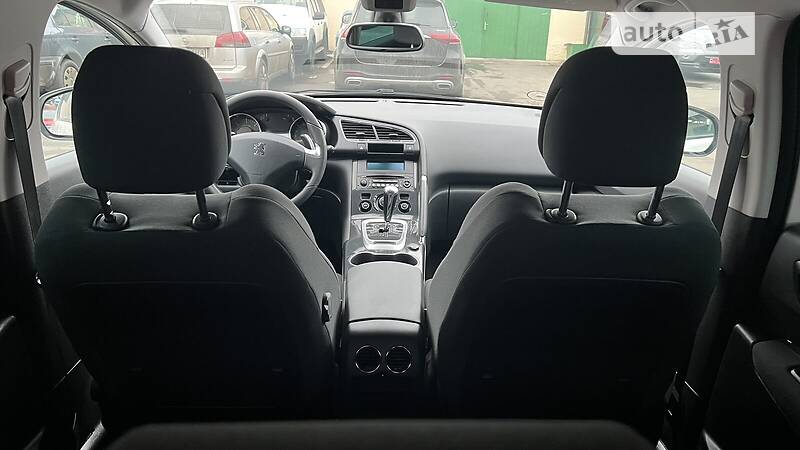 Універсал Peugeot 3008 2013 в Луцьку