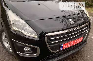 Універсал Peugeot 3008 2013 в Рівному