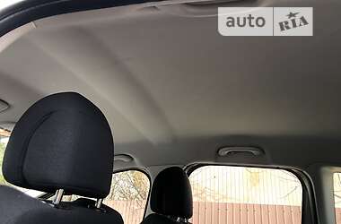 Мінівен Peugeot 3008 2012 в 