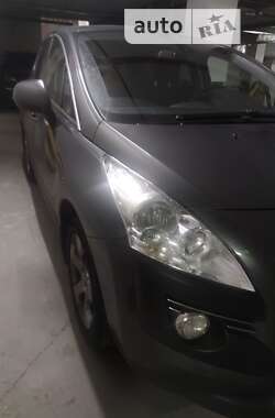 Внедорожник / Кроссовер Peugeot 3008 2012 в Сумах