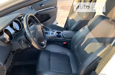 Позашляховик / Кросовер Peugeot 3008 2011 в Києві