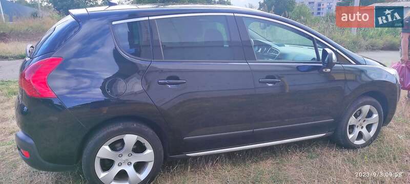 Позашляховик / Кросовер Peugeot 3008 2009 в Первомайську
