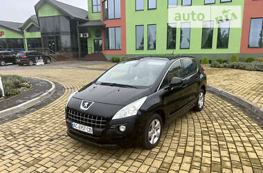 Внедорожник / Кроссовер Peugeot 3008 2011 в Луцке
