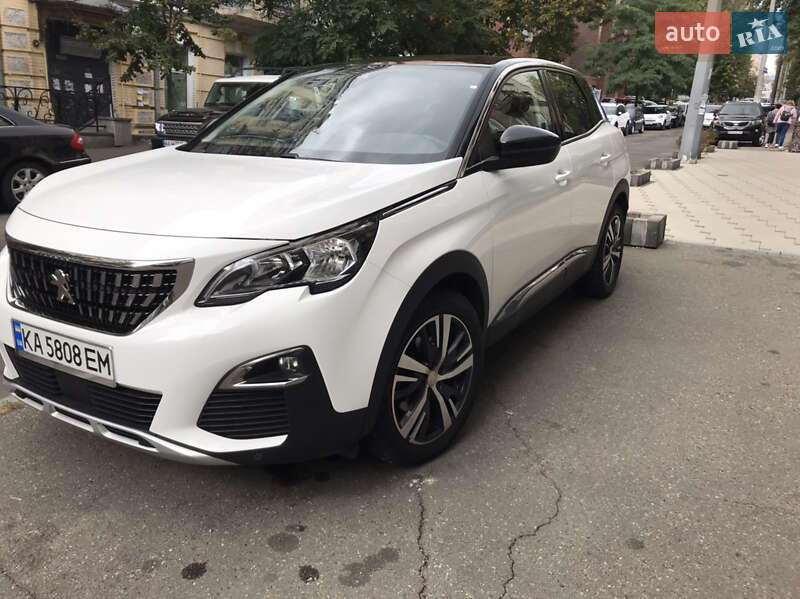 Внедорожник / Кроссовер Peugeot 3008 2017 в Киеве