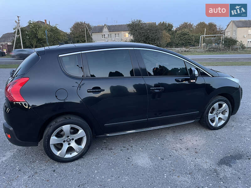 Позашляховик / Кросовер Peugeot 3008 2011 в Дубні