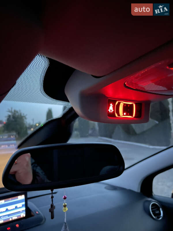 Позашляховик / Кросовер Peugeot 3008 2011 в Дубні