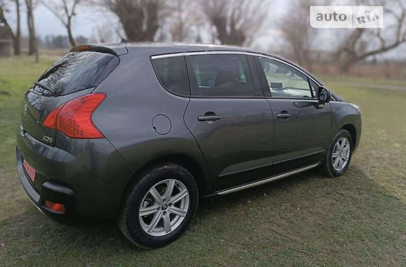 Внедорожник / Кроссовер Peugeot 3008 2010 в Мукачево