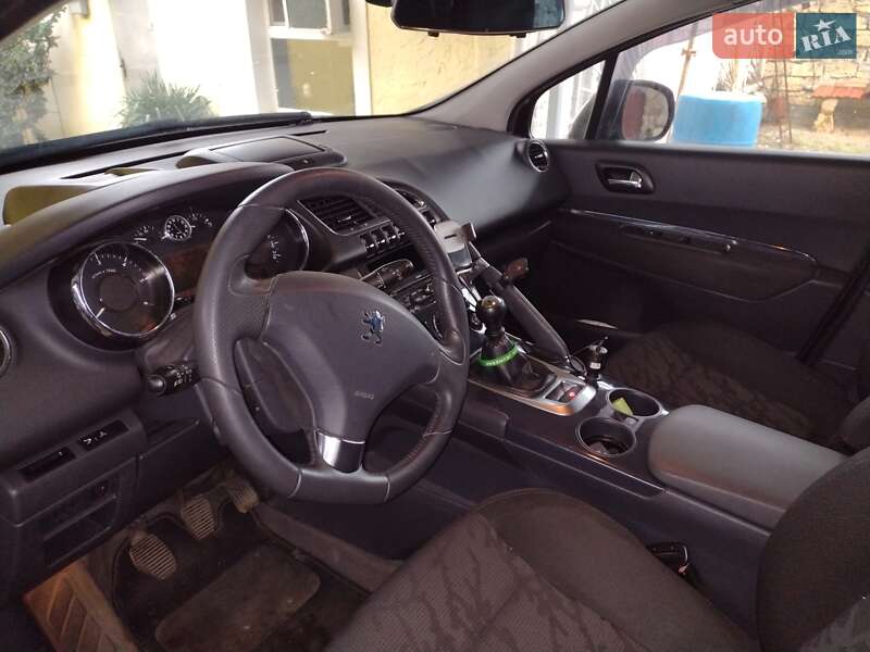 Позашляховик / Кросовер Peugeot 3008 2011 в Херсоні