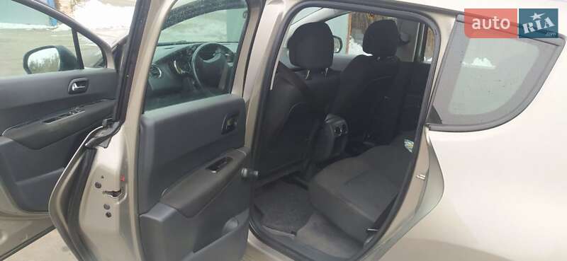 Позашляховик / Кросовер Peugeot 3008 2011 в Красилові