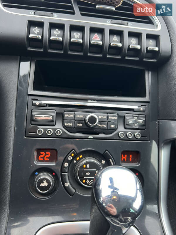 Позашляховик / Кросовер Peugeot 3008 2010 в Миколаєві