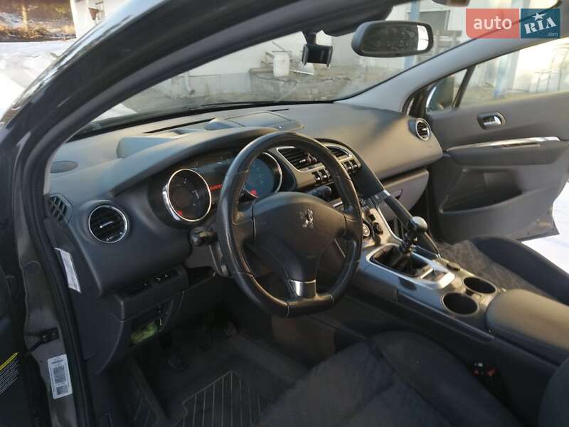 Внедорожник / Кроссовер Peugeot 3008 2011 в Ивано-Франковске