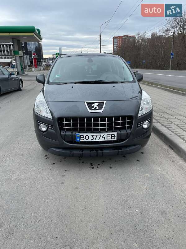 Позашляховик / Кросовер Peugeot 3008 2009 в Тернополі