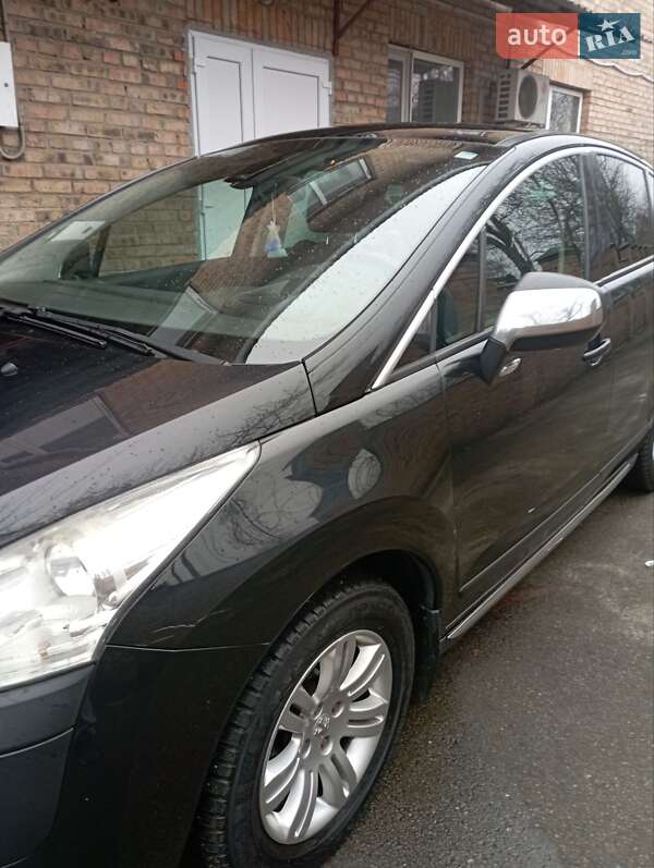 Внедорожник / Кроссовер Peugeot 3008 2009 в Луцке