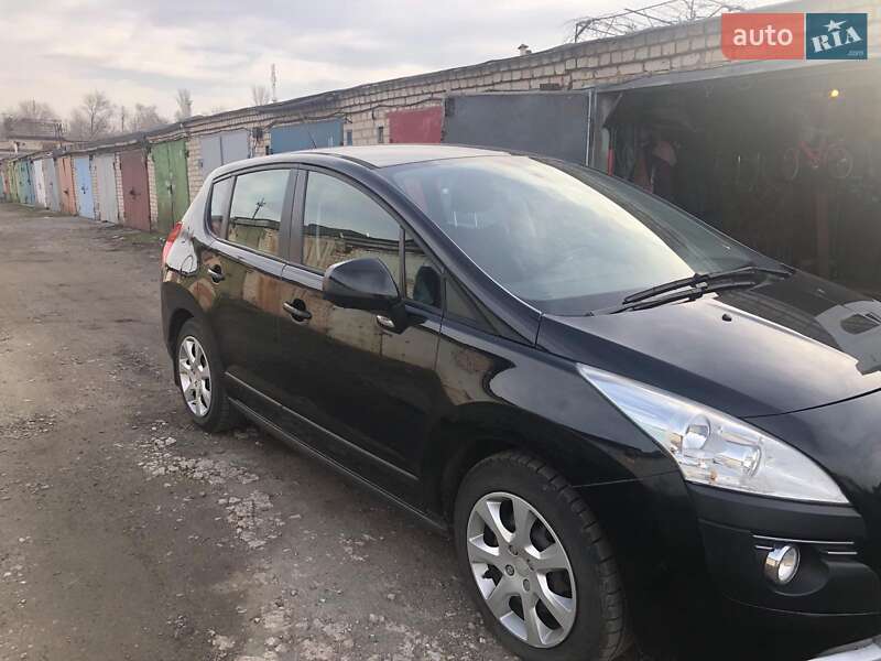 Внедорожник / Кроссовер Peugeot 3008 2010 в Кривом Роге