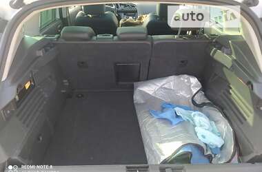Внедорожник / Кроссовер Peugeot 3008 2015 в 
