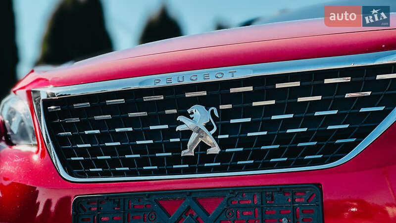 Внедорожник / Кроссовер Peugeot 3008 2020 в Дубно
