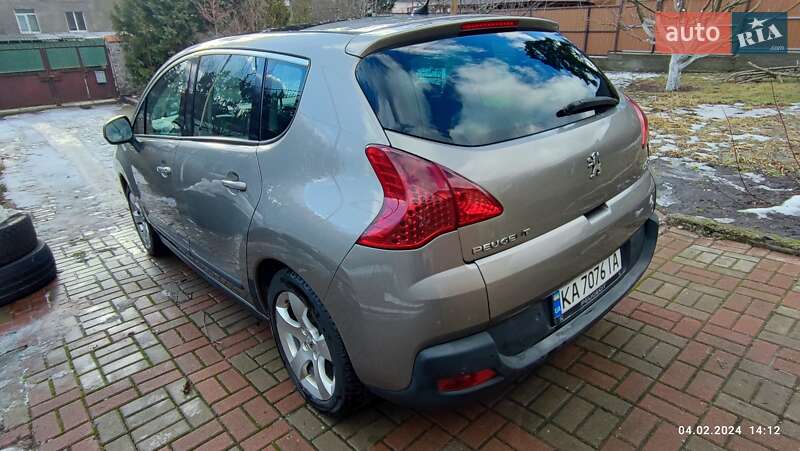 Позашляховик / Кросовер Peugeot 3008 2009 в Києві