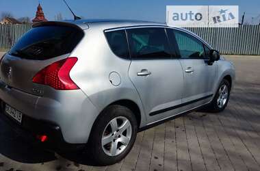 Позашляховик / Кросовер Peugeot 3008 2012 в Дубні