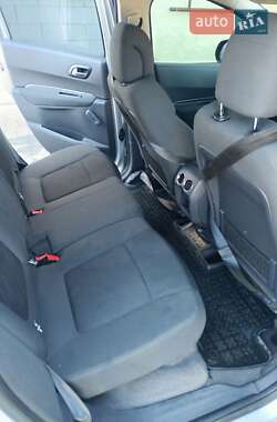 Позашляховик / Кросовер Peugeot 3008 2012 в 