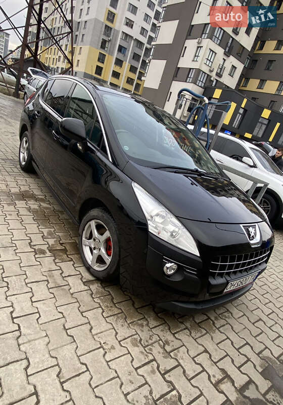 Позашляховик / Кросовер Peugeot 3008 2012 в Івано-Франківську