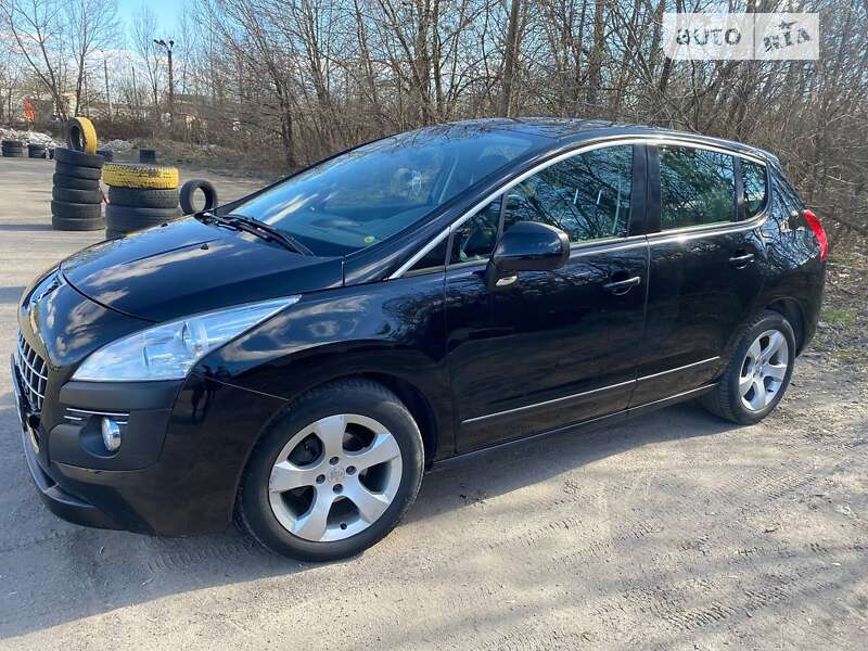 Позашляховик / Кросовер Peugeot 3008 2011 в Харкові