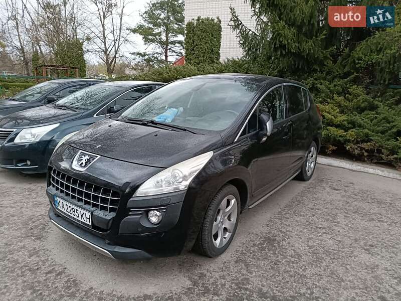Внедорожник / Кроссовер Peugeot 3008 2010 в 
