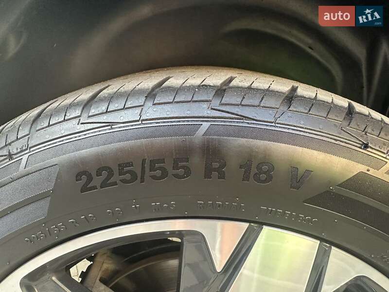 Позашляховик / Кросовер Peugeot 3008 2021 в Києві