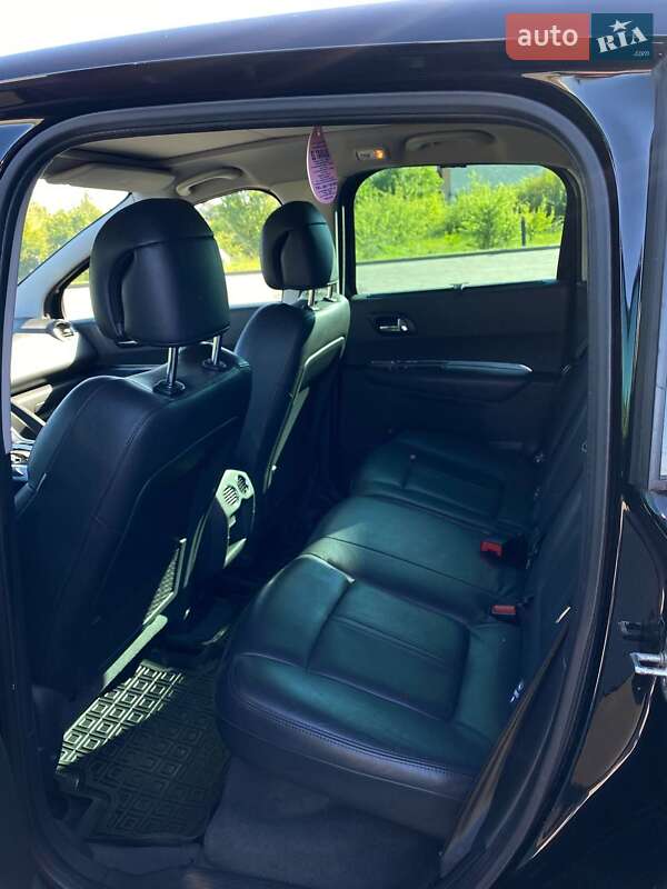 Внедорожник / Кроссовер Peugeot 3008 2010 в Стрые