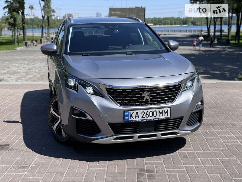 Внедорожник / Кроссовер Peugeot 3008 2017 в Киеве