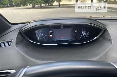 Позашляховик / Кросовер Peugeot 3008 2019 в Дніпрі