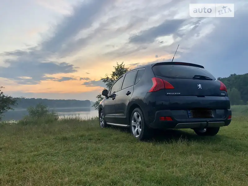 Peugeot 3008 2011