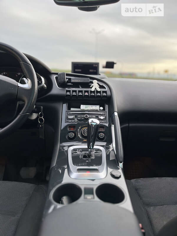 Внедорожник / Кроссовер Peugeot 3008 2011 в Львове