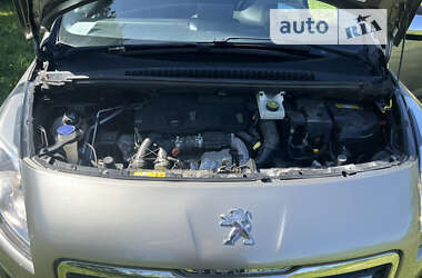 Позашляховик / Кросовер Peugeot 3008 2013 в Самборі