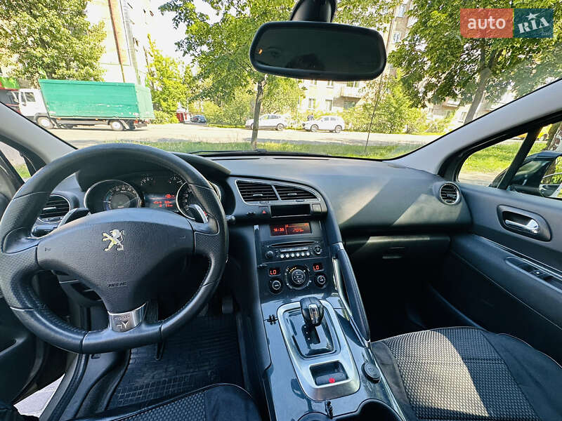 Внедорожник / Кроссовер Peugeot 3008 2012 в Киеве