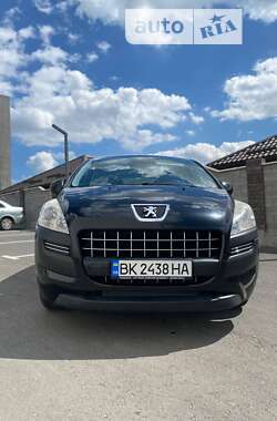 Позашляховик / Кросовер Peugeot 3008 2011 в Рівному