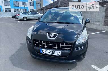 Позашляховик / Кросовер Peugeot 3008 2011 в Рівному