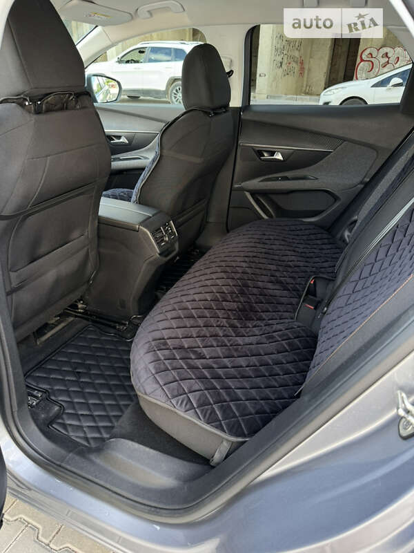 Внедорожник / Кроссовер Peugeot 3008 2018 в Тернополе